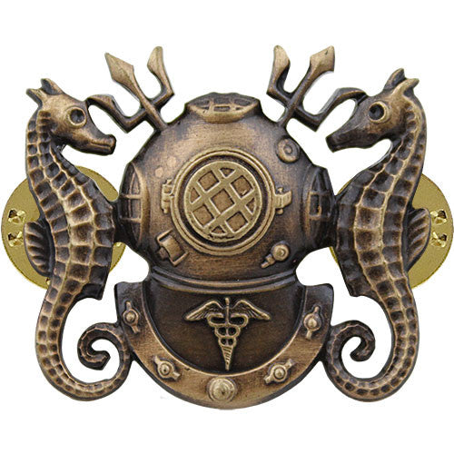 Navy Diving Insignia Badges 1587