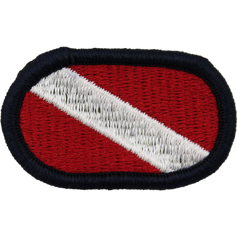 U.S. Army 82nd Personnel Services Battalion Oval Patch Patches and Service Stripes