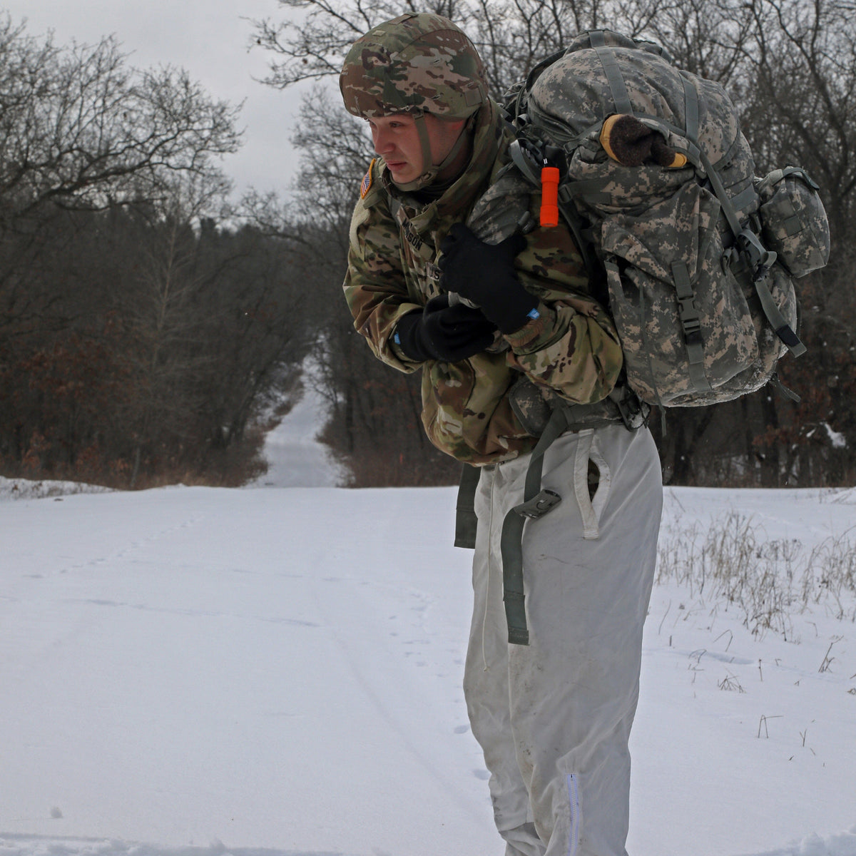 How to Pack a Rucksack in the Military: A Guide – USAMM