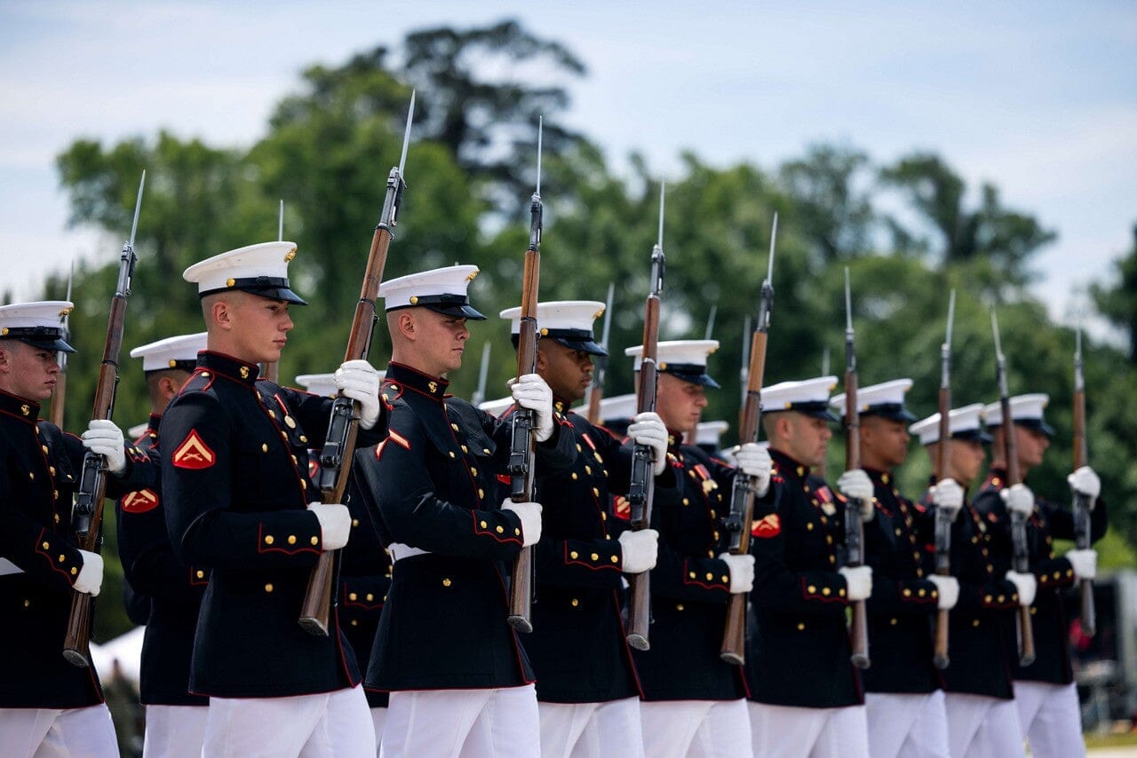 How to Put Medals on Dress Blues for Each Branch USAMM How to Put Medals on Dress Blues for Each Branch USAMM