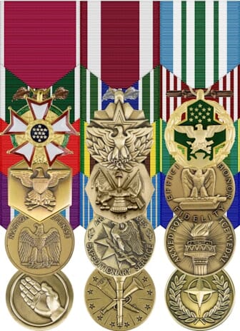 Army Standard Medal Rack - EZR Shop {d011728f-f2e8-4c61-bd43-63199f7613cc}