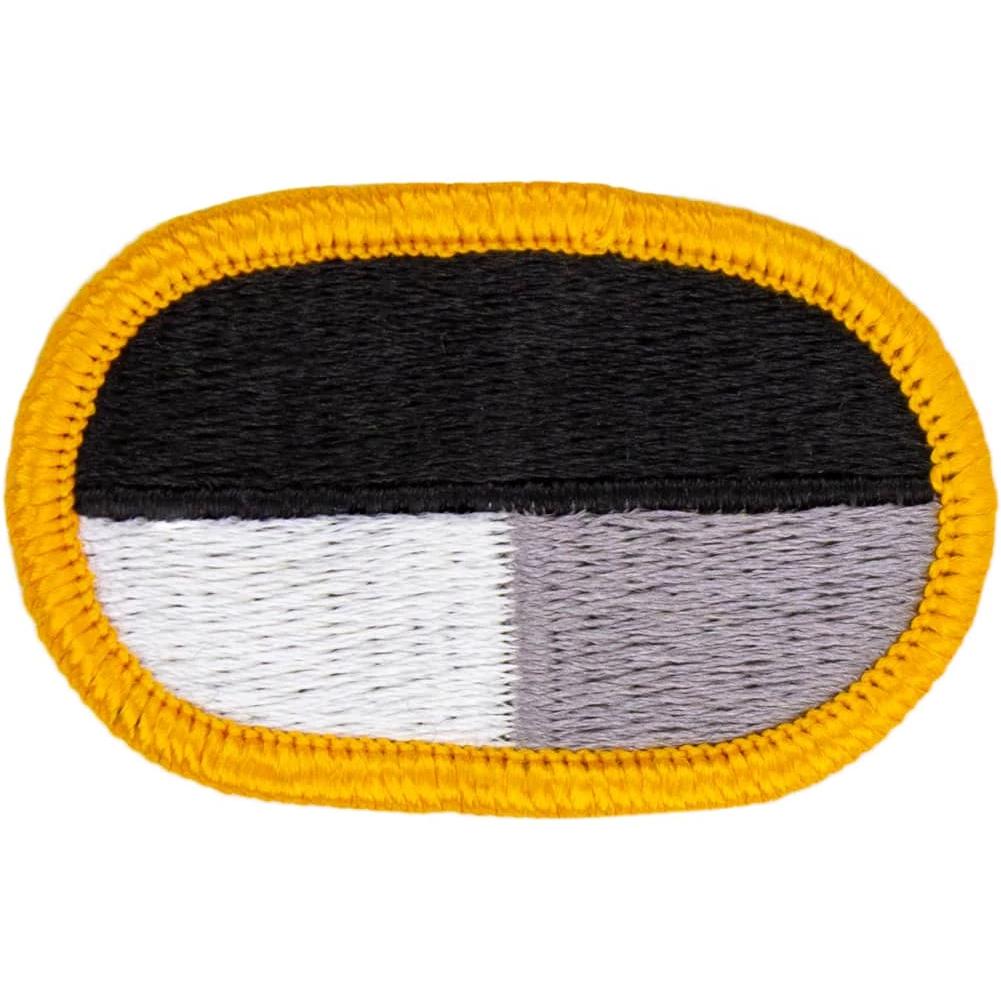 U.S. Army JFK Special Warfare Center Oval Flash – USAMM