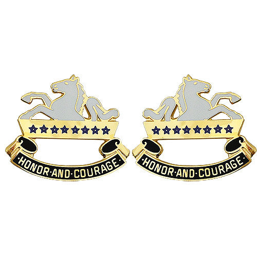 8th Cavalry Regiment Unit Crest (Honor and Courage) Army Unit Crests 
