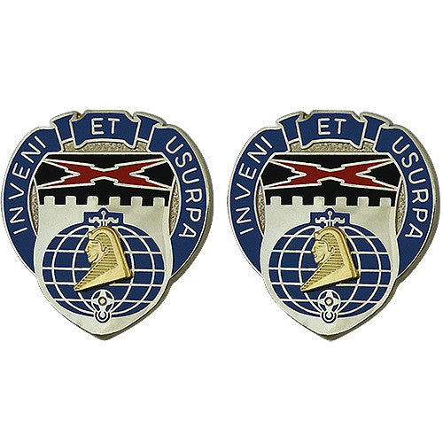 338th Military Intelligence Battalion Unit Crest (Inveni Et Usurpa) Army Unit Crests 